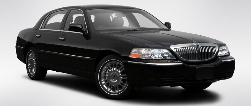 DIA Town Car Service Vehicle